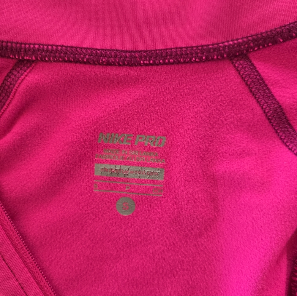 Nike Women's Bright Pink Half Zip - Picture 4 of 5